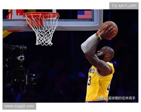 丹尼格林：詹姆斯单核仅次逆转夺冠